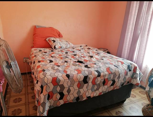 3 BEDROOM HOUSE FOR SALE IN TLHABANE WEST